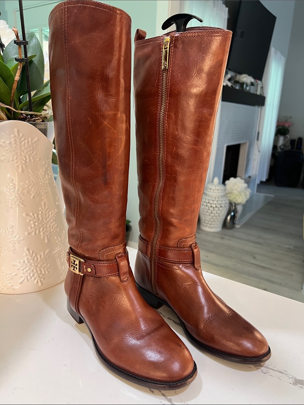 Tory Burch Chestnut Leather Riding Boots with Gold Logo Buckle size 7 - Picture 14 of 16